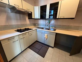Mid Levels Central - Goldwin Heights 05