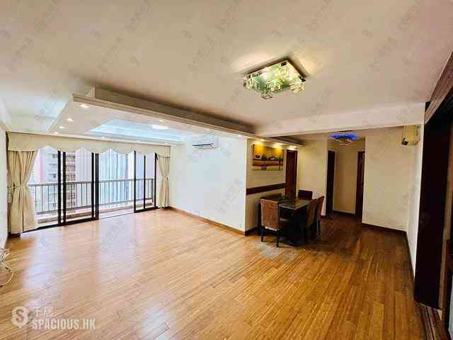 Wan Chai - Phoenix Court Block 1 03