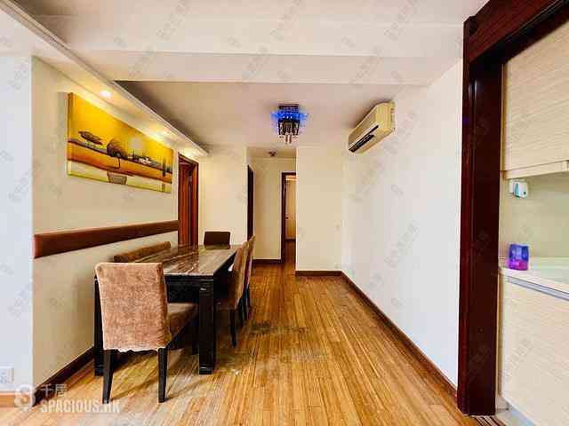 Wan Chai - Phoenix Court Block 1 10