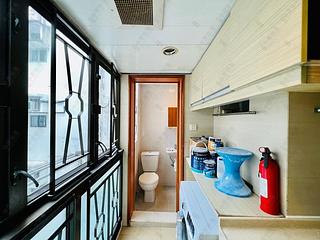 Wan Chai - Phoenix Court Block 1 13