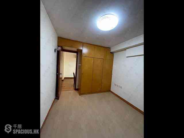 Wan Chai - Phoenix Court Block 1 23