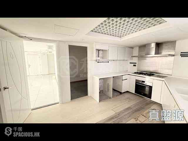 Pok Fu Lam - Villa Cecil 10