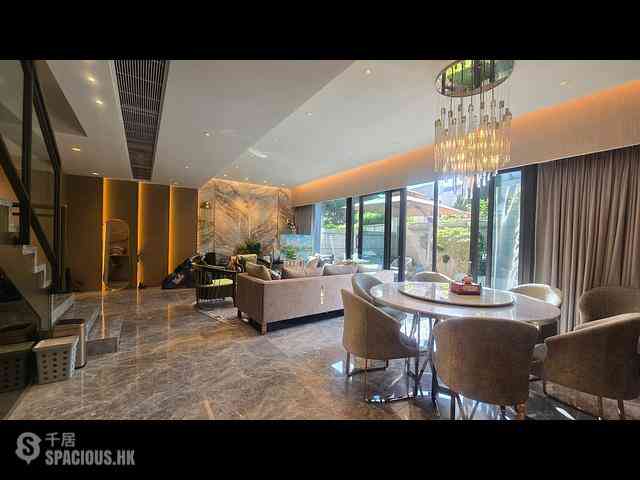 Sha Tin - St Moritz 03