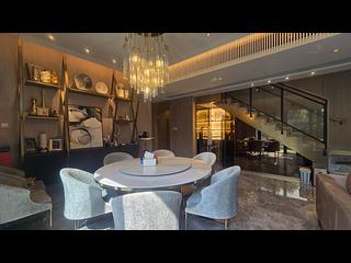 Sha Tin - St Moritz 05
