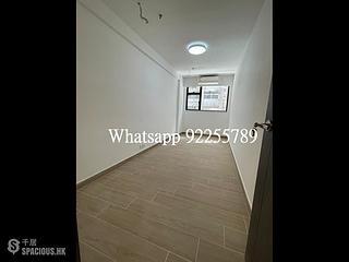 Sheung Wan - Des Voeux Building 03