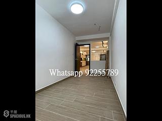Sheung Wan - Des Voeux Building 04