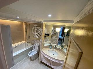 Wan Chai - Convention Plaza Apartments 06