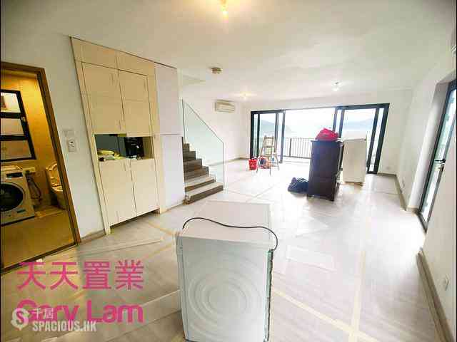 Clear Water Bay - Tai Hang Hau 33