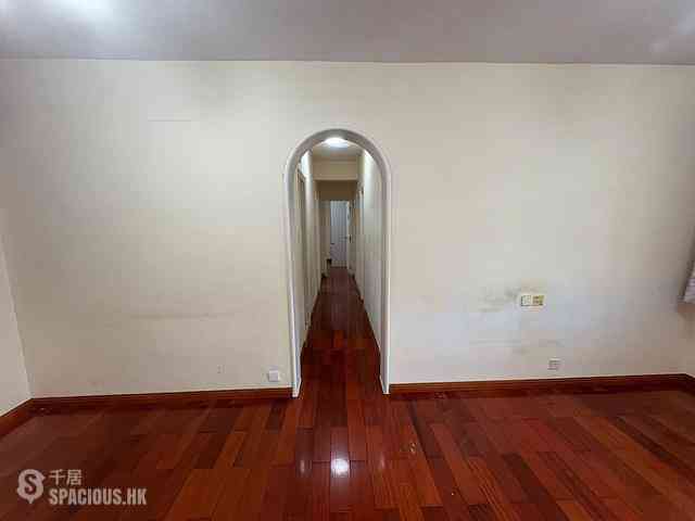 Quarry Bay - Bo Fung Gardens Block B 06