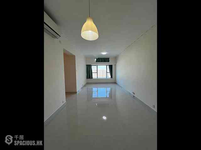 Tung Chung - Coastal Skyline 01