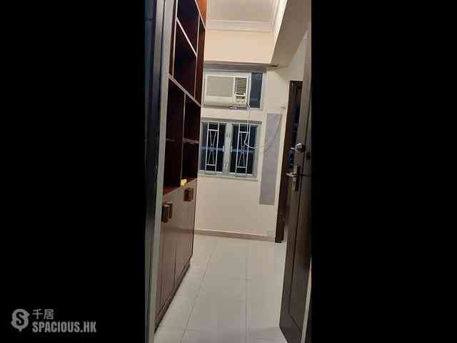 Wan Chai - Jet Foil Mansion 02