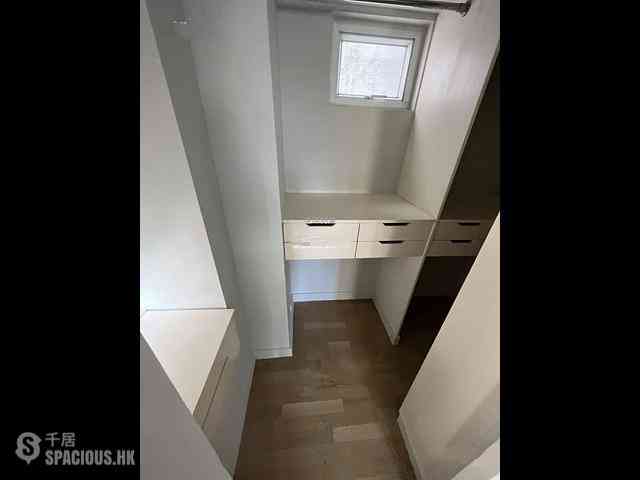 Kennedy Town - Markfield Building 07