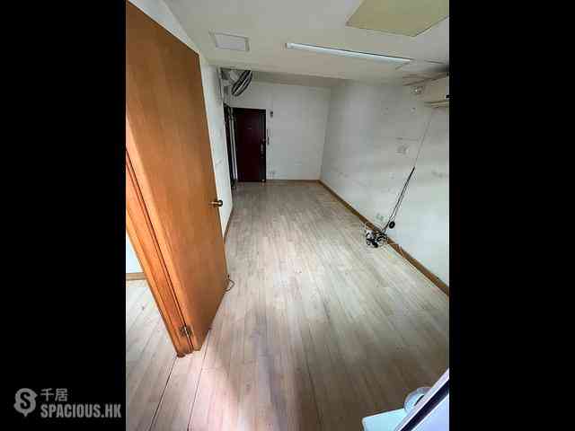 Sai Ying Pun - Wai Tak Building 06