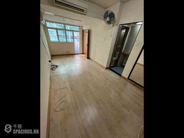 Sai Ying Pun - Wai Tak Building 08