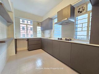 Happy Valley - 10-12, Shan Kwong Road 03