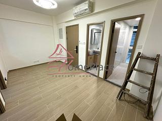 Sheung Wan - On Wah Building 03