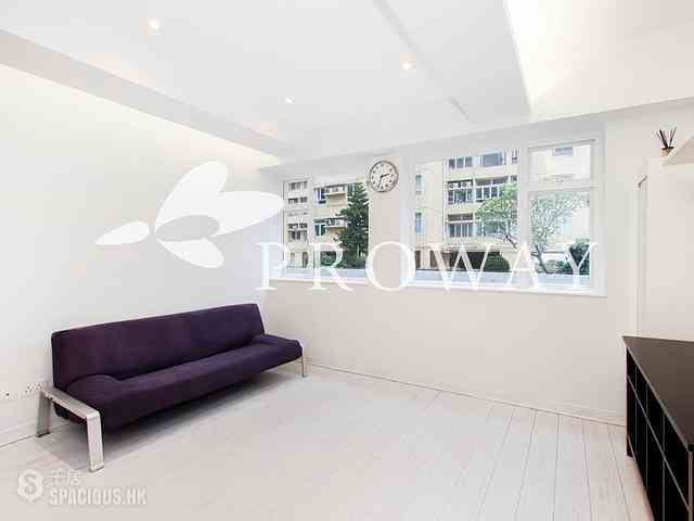 Causeway Bay - Tak Fai Building 01