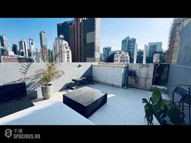 Wan Chai - Kin On House 12