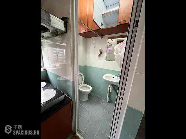 Sai Ying Pun - 26-28, Eastern Street 03