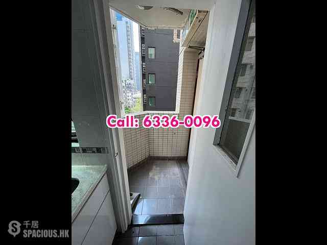 Wan Chai - Pinnacle Building 08