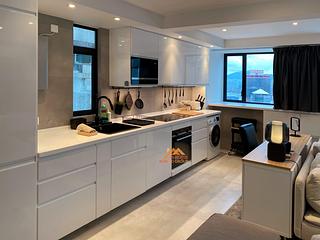 Mid Levels Central - Jadestone Court 02