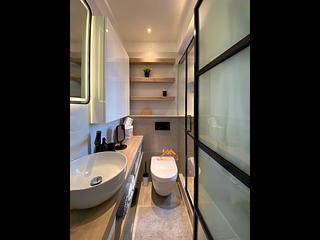 Mid Levels Central - Jadestone Court 05