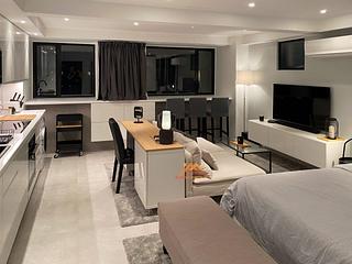 Mid Levels Central - Jadestone Court 03