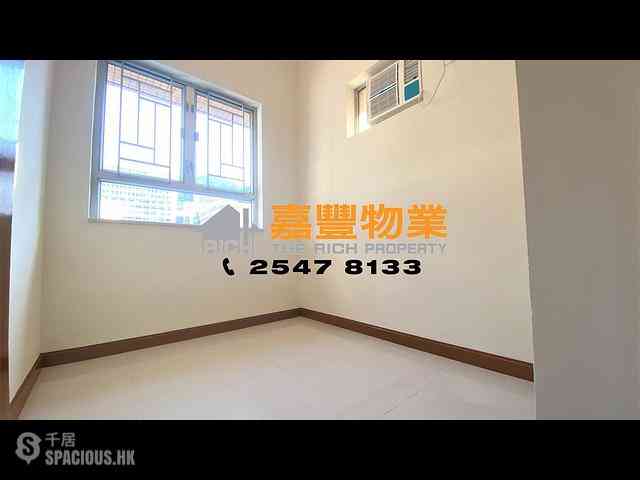 Sai Ying Pun - Tung Ming Court 02