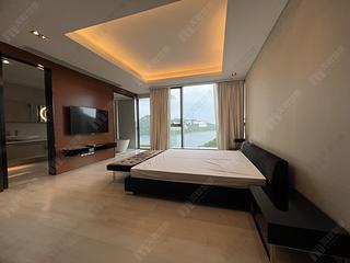 Chung Hom Kok - Scape 04