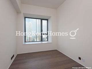 Chung Hom Kok - Scape 09