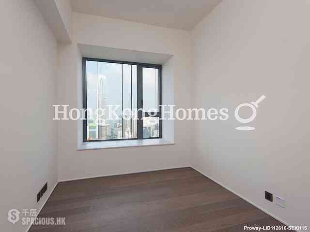 Chung Hom Kok - Scape 09