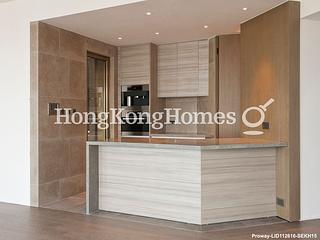 Chung Hom Kok - Scape 10