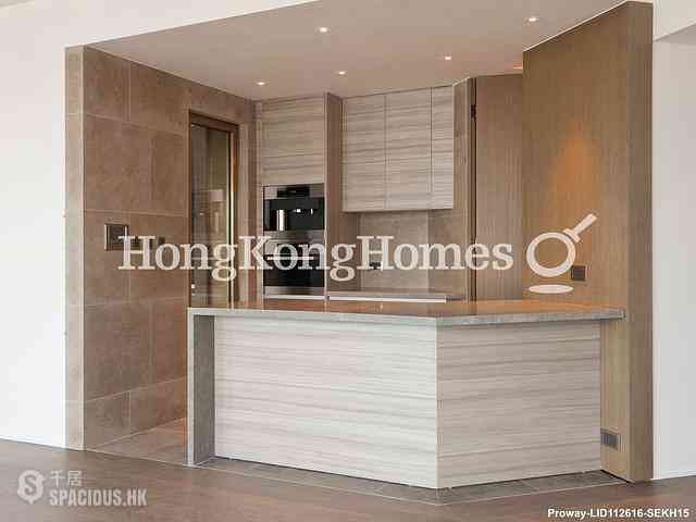Chung Hom Kok - Scape 10
