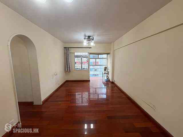 Quarry Bay - Bo Fung Gardens Block B 06