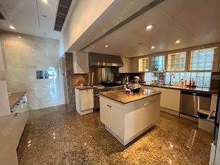 The Peak - Altadena House 10