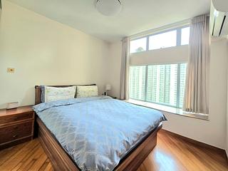 Tung Chung - Tung Chung Crescent 06