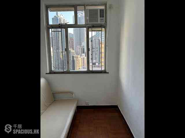 Wan Chai - Hay Wah Building 03
