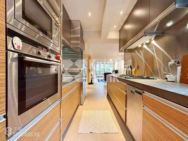 Happy Valley - Ventris Place 04