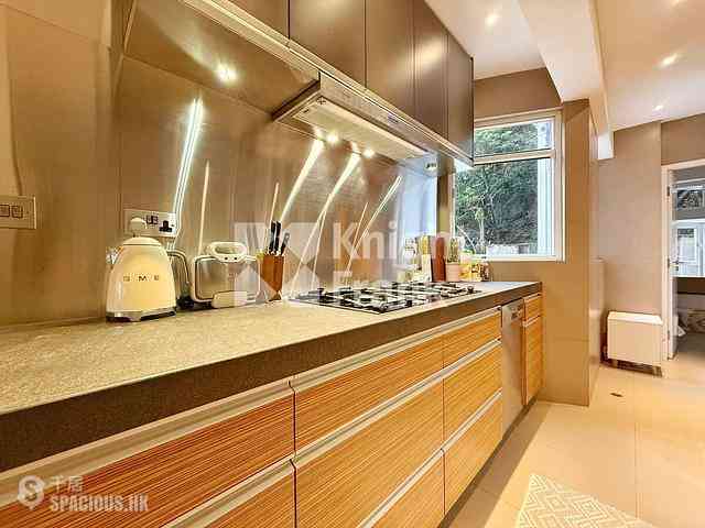 Happy Valley - Ventris Place 06