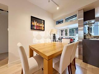 Happy Valley - Ventris Place 08