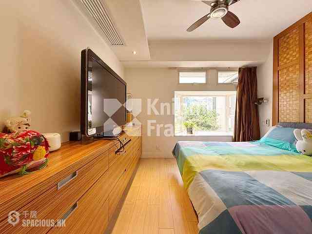 Happy Valley - Ventris Place 09