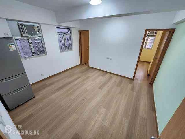Sai Ying Pun - 30, Eastern Street 01