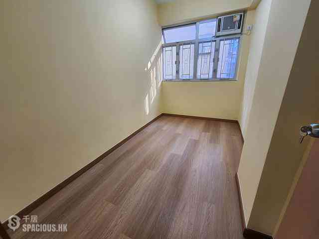 Sai Ying Pun - 30, Eastern Street 02