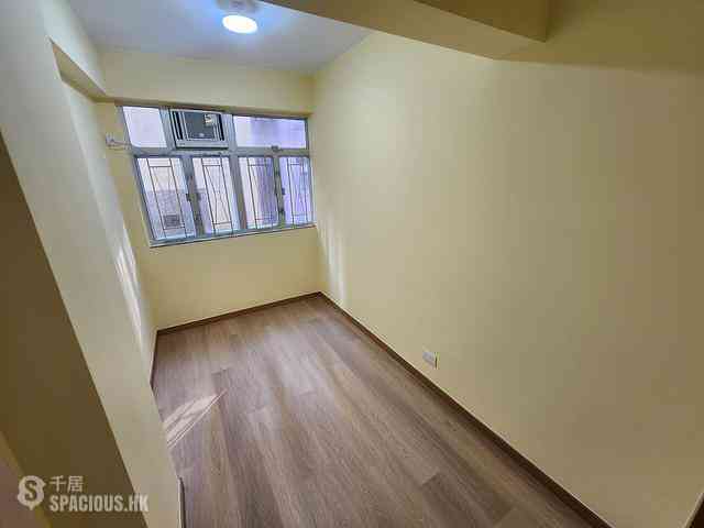 Sai Ying Pun - 30, Eastern Street 03