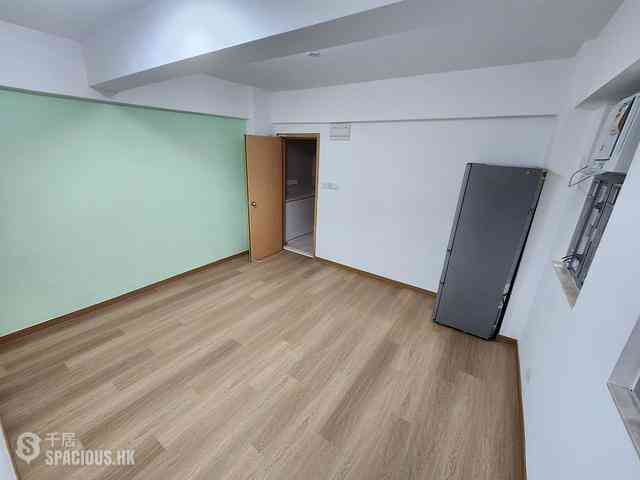 Sai Ying Pun - 30, Eastern Street 04