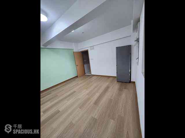 Sai Ying Pun - 30, Eastern Street 08