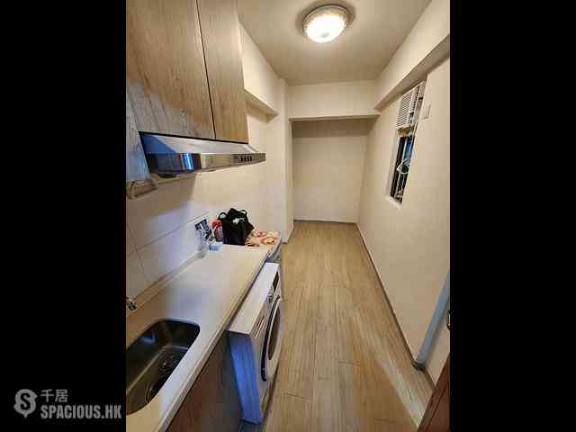 Sai Ying Pun - Western House 01