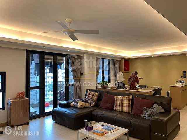 Pok Fu Lam - Baguio Villa Block 34 01