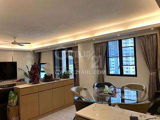 Pok Fu Lam - Baguio Villa Block 34 02