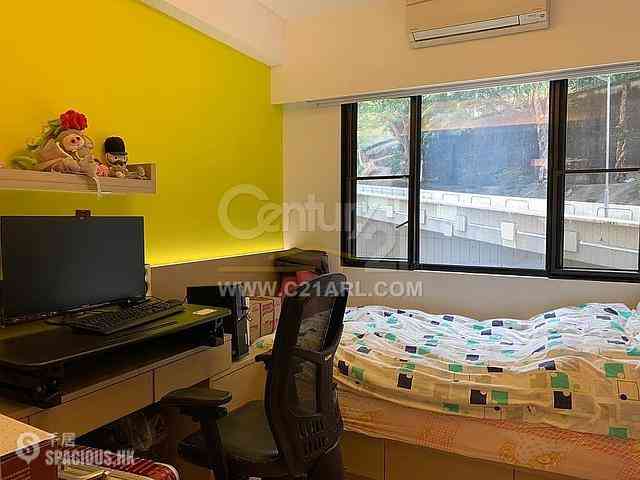 Pok Fu Lam - Baguio Villa Block 34 08
